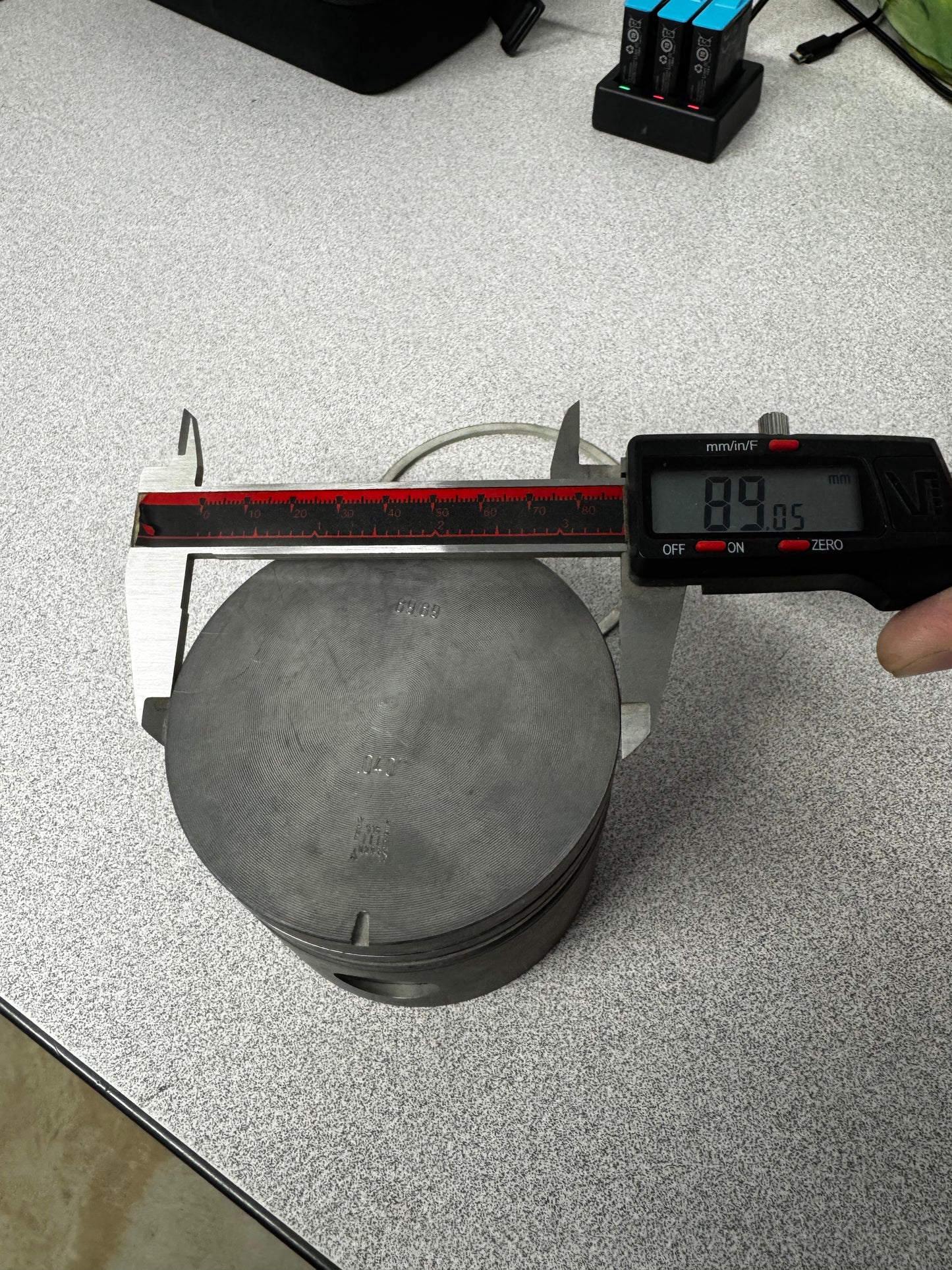 NOS - MAHLE Volvo 0373103 .040" Oversize Piston "Partial Kit" Volvo B20