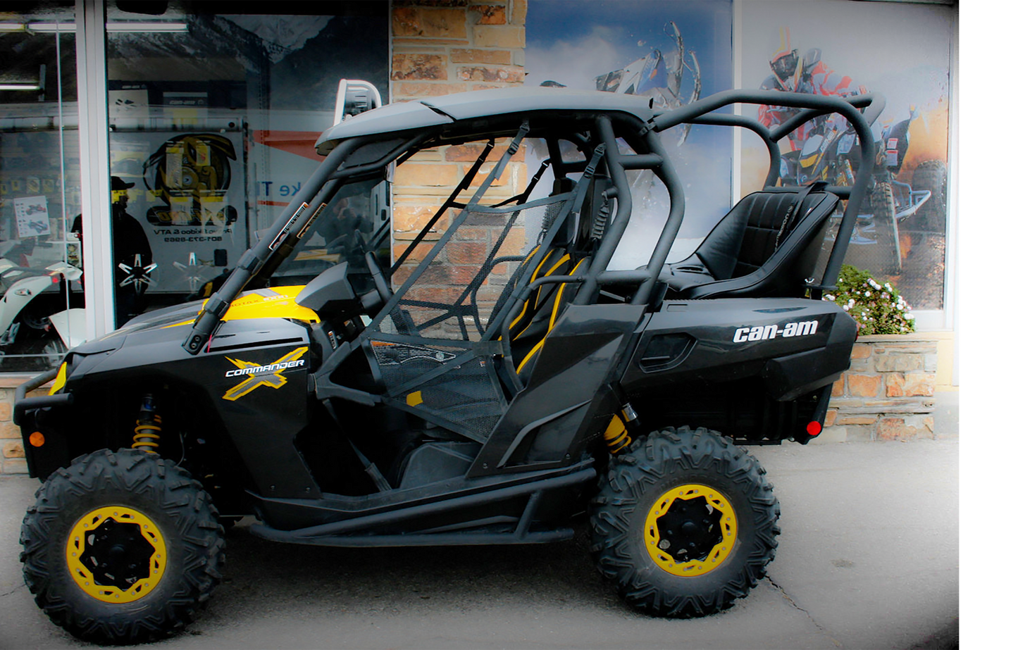 Commander Max Backseat and Roll Cage Kit (2014-2020)