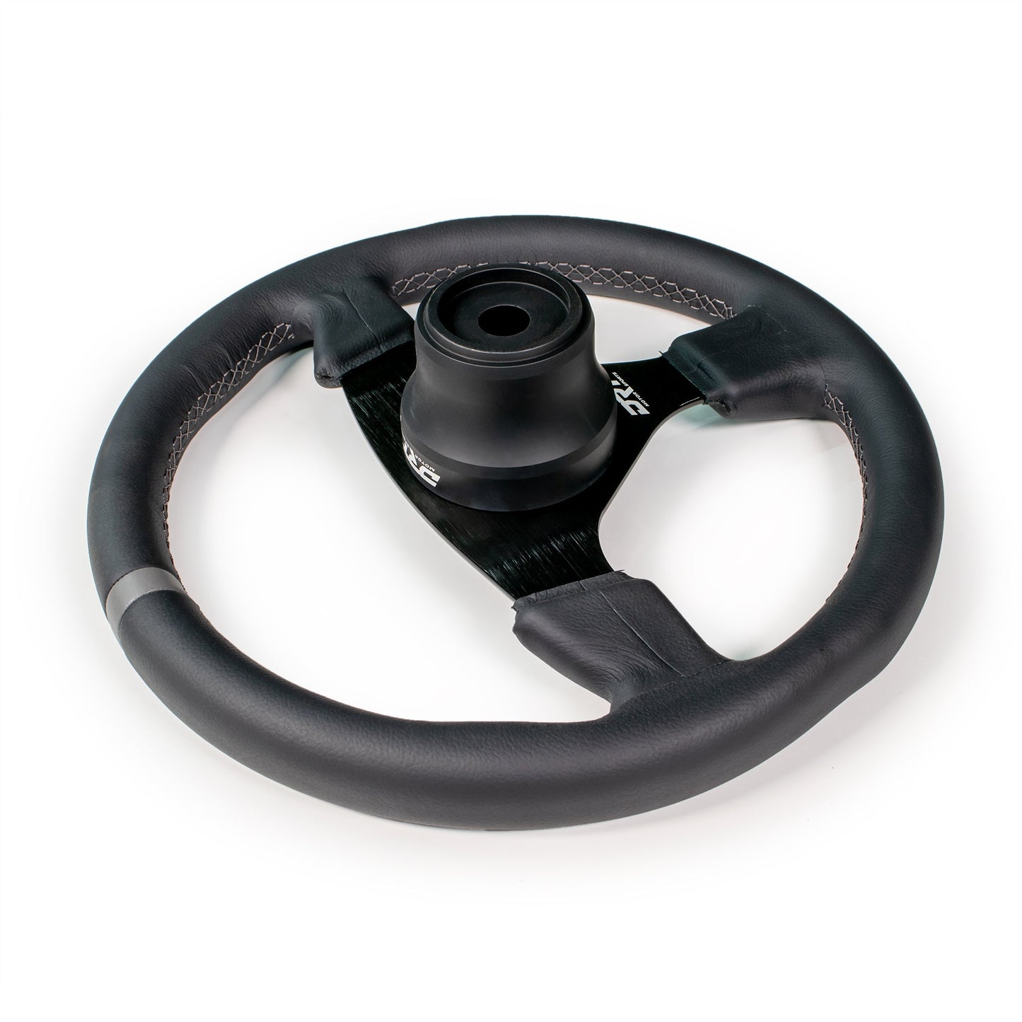 Round utv steering wheel in leather finish