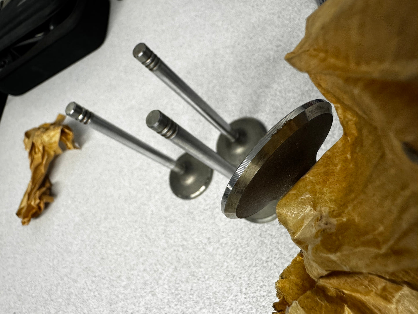 NOS - Volvo B20/B30 Intake Valves Qty.4