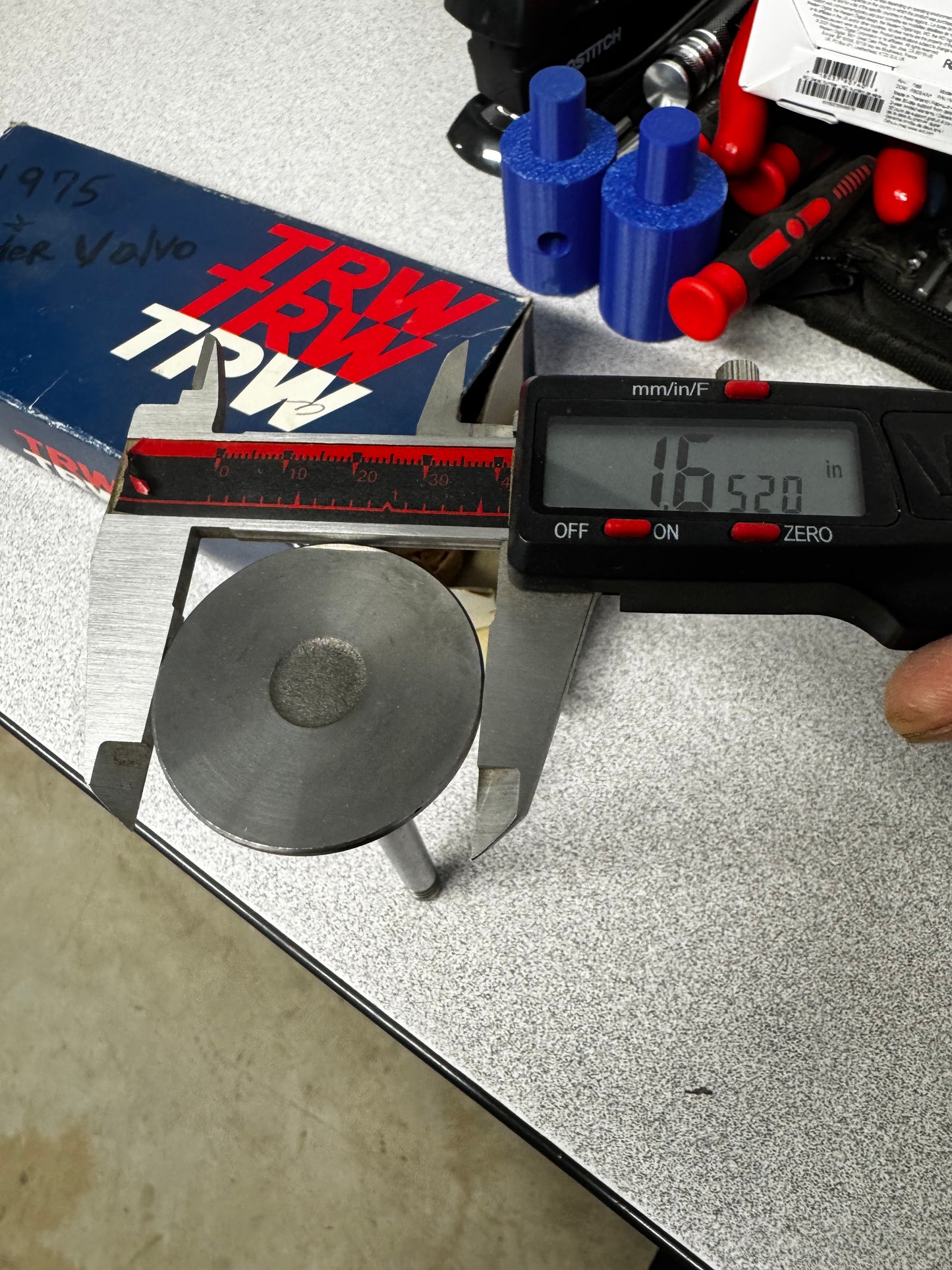 NOS - Volvo B20/B30 Intake Valves Qty.4