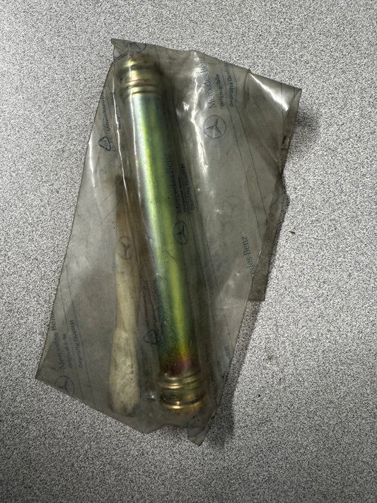 NOS - Mercedes-Benz 617 187 10 01 / 6171871001 Turbo Oil Return Tube - OEM - M/B 300D