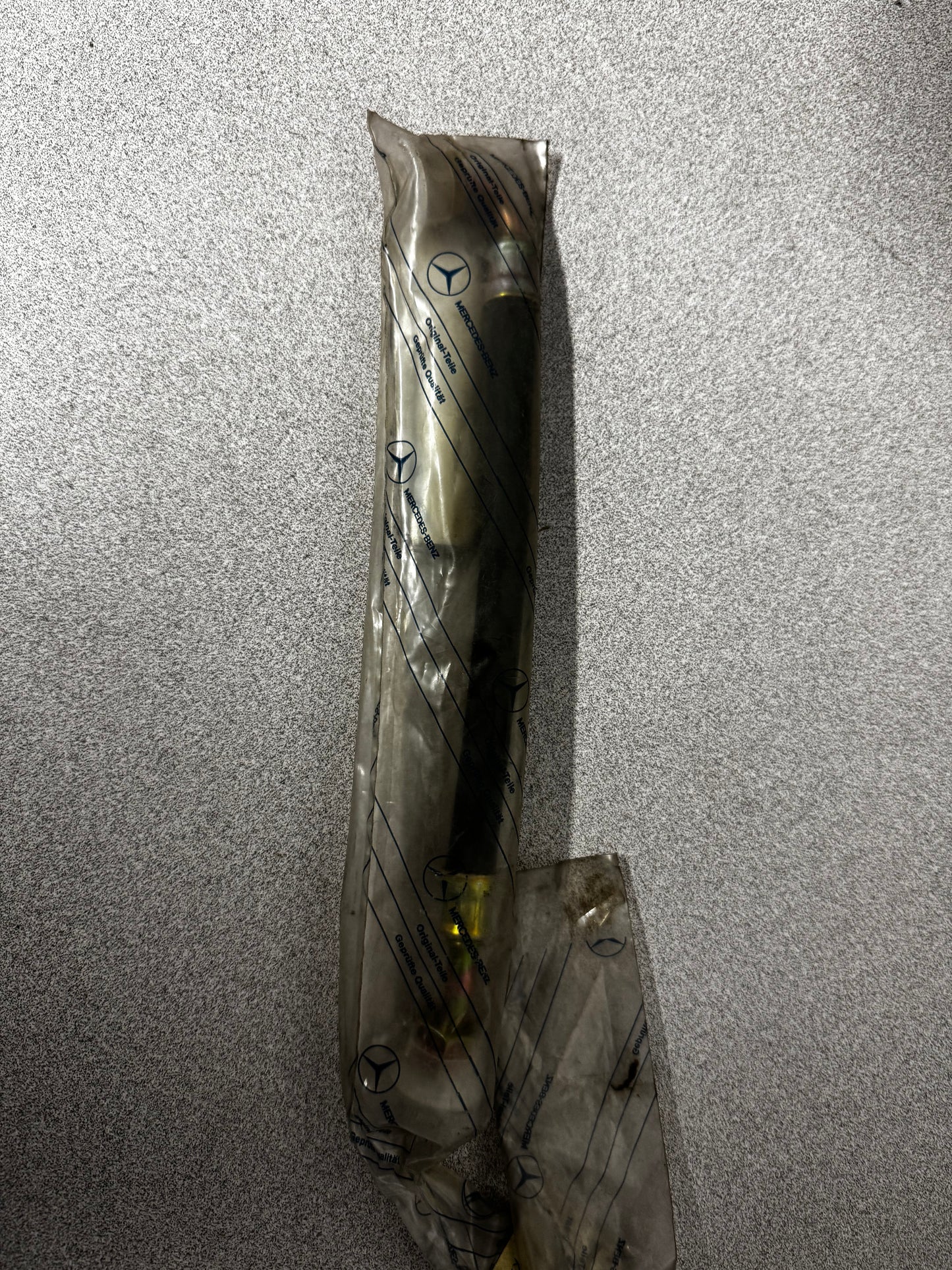 NOS - Mercedes-Benz A 129 997 02 82 / 1299970282 Fuel Return Hose MB 250, 280, 300