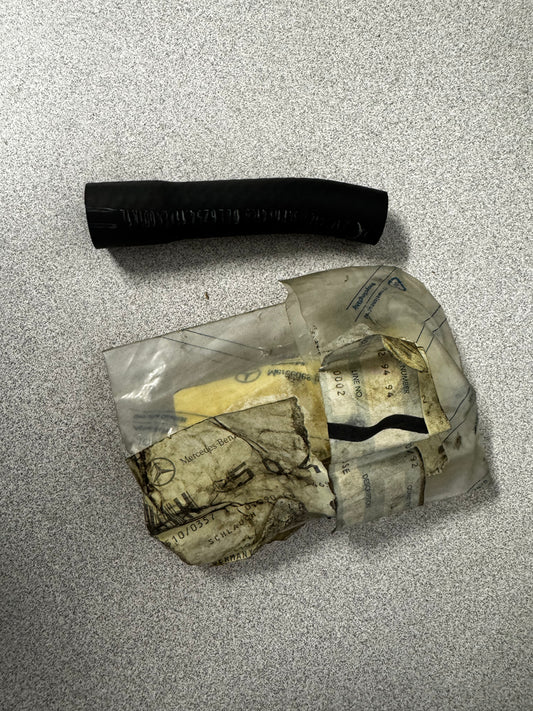 NOS - Mercedes-Benz 123 832 94 94 Heater Hose