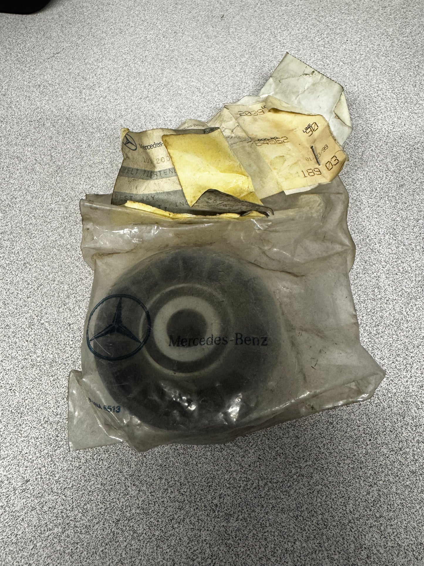 NOS - Mercedes-Benz A 103 200 05 70 / 1032000570 Belt Tensioning Pulley MB 190, 260, 300, C280, C36, E320, SL320