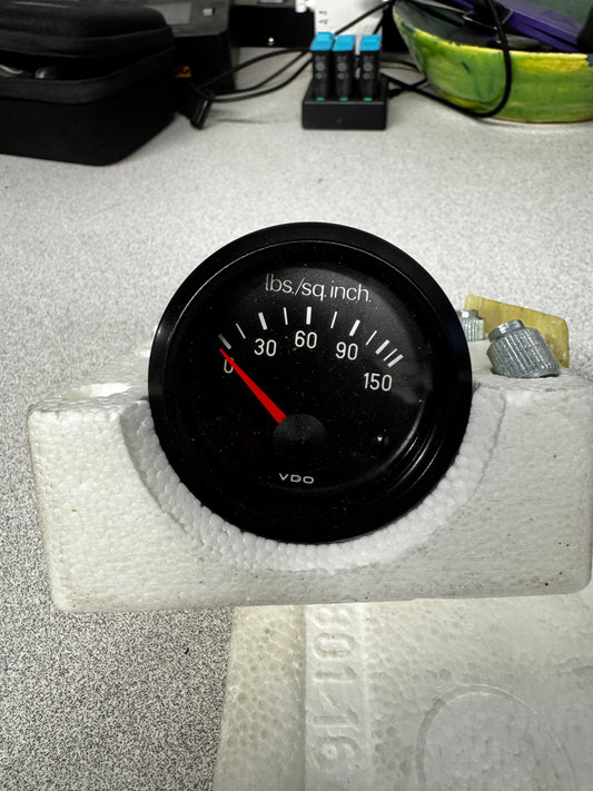 NOS - OEM VDO Porsche 911 - Oil Pressure Gauge 350-041