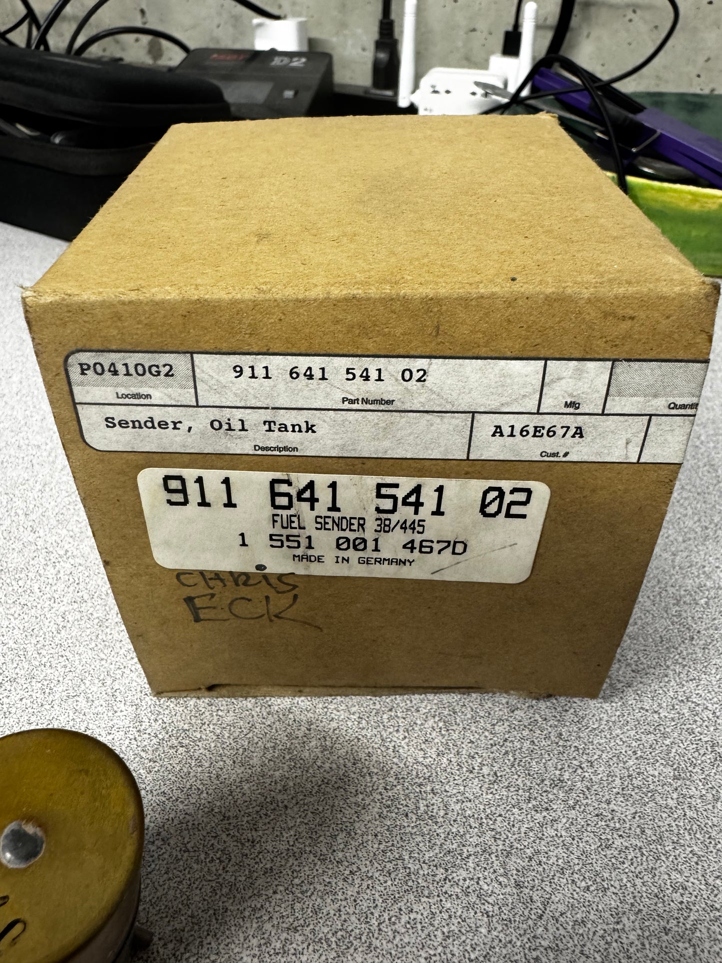 NOS - OEM Porsche 911 Oil Tank Level Sender