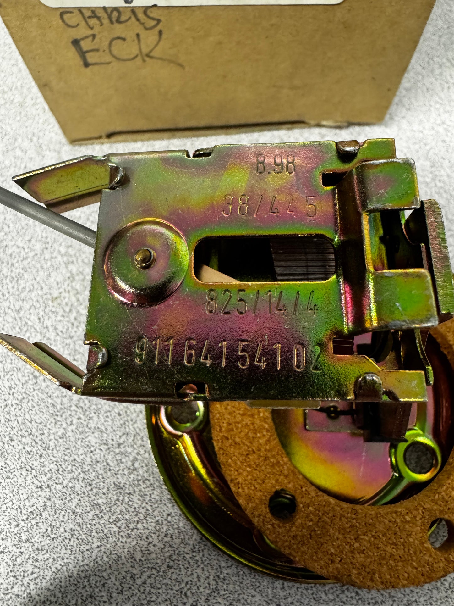 NOS - OEM Porsche 911 Oil Tank Level Sender