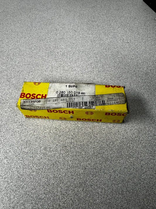 Used - Bosch Fuel Injector  0280 015 019 - 1973-74 Porsche 914 2.0L