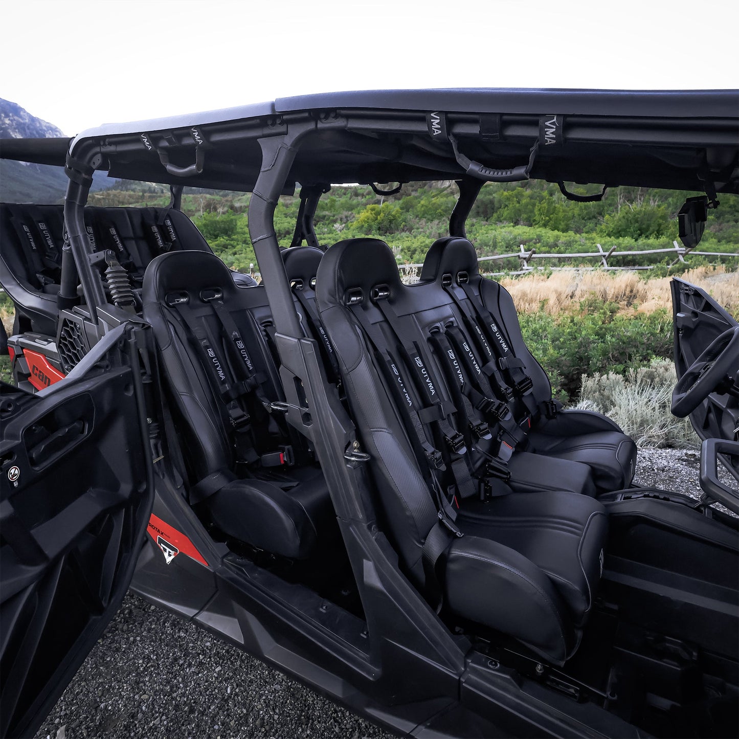 Maverick Sport Max Front Bench Seat With Harnesses (2019-2025)