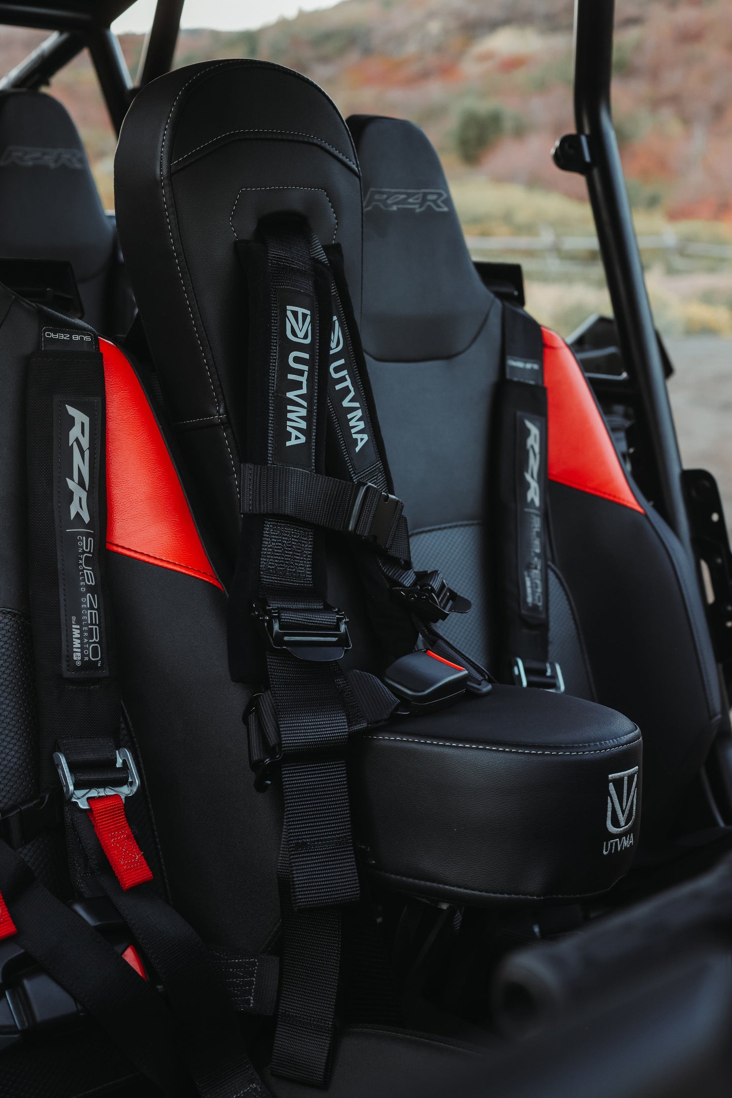 2024+ RZR 1000 FRONT Bump Seat