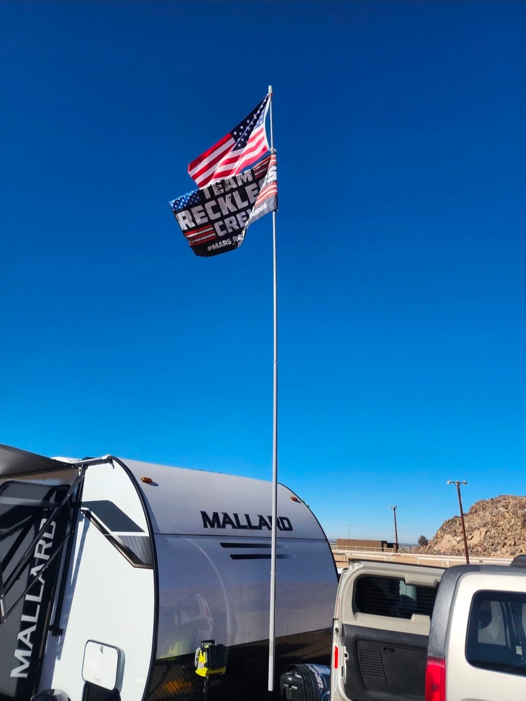 Telescopic Fiberglass Flagpole & 6" Frame Mount Kit